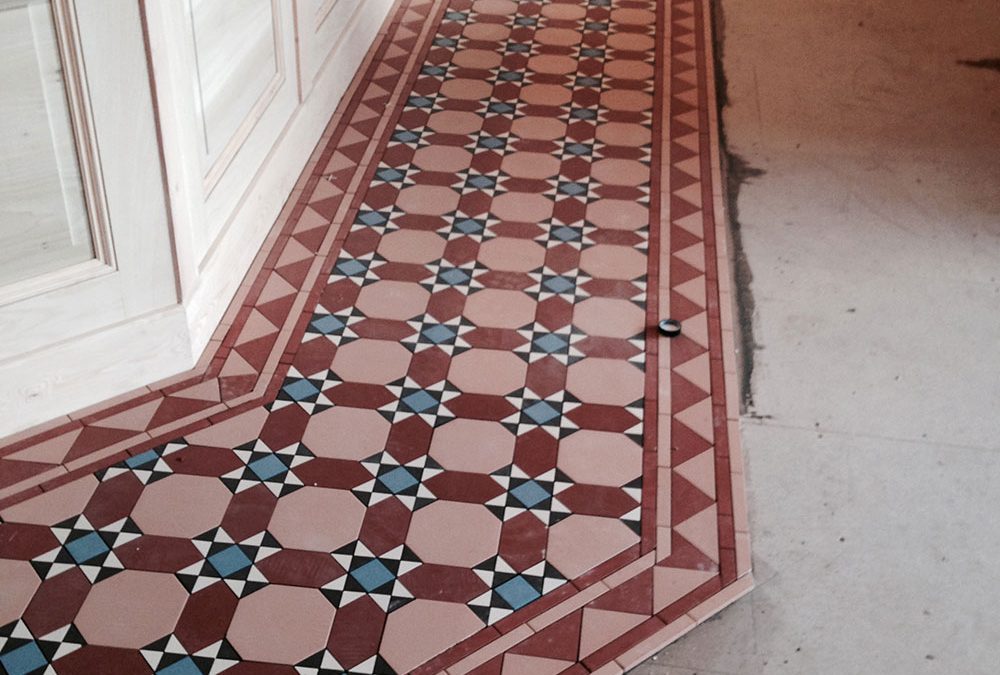 Elaborate Bar Tiling